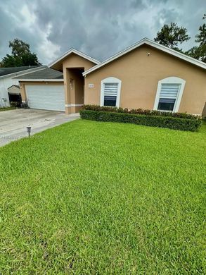 Villa in Greenacres City, Palm Beach