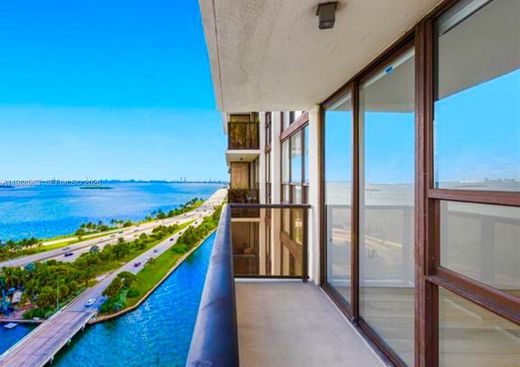 Residential complexes in Miami, Miami-Dade