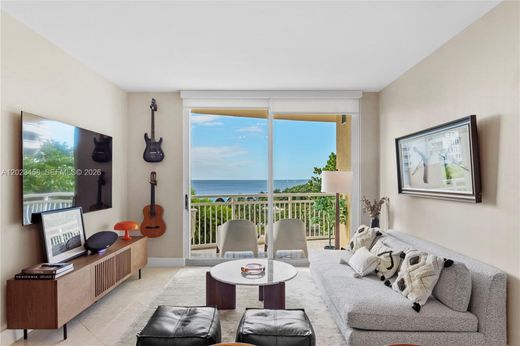 Residential complexes in Miami, Miami-Dade