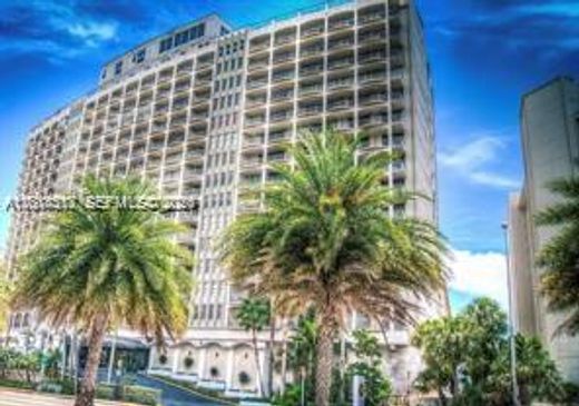 Жилой комплекс, Майами-Бич, Miami-Dade County