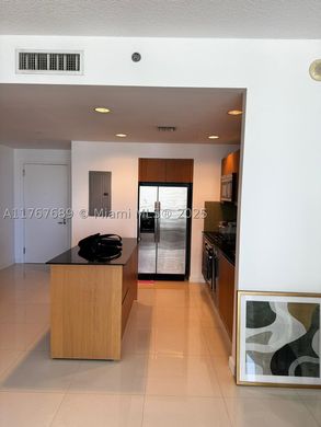 Residential complexes in Miami, Miami-Dade