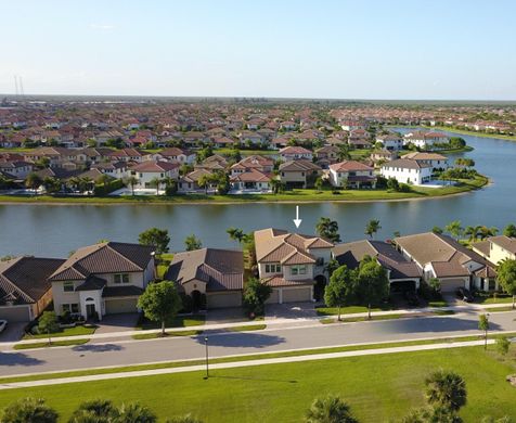 Villa - Parkland, Broward County
