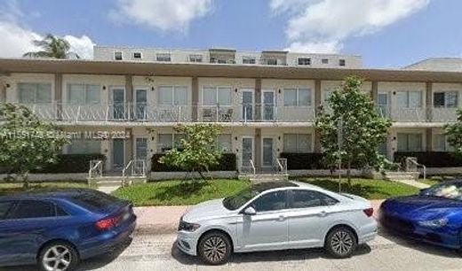Complexes résidentiels à Miami Beach, Comté de Miami-Dade