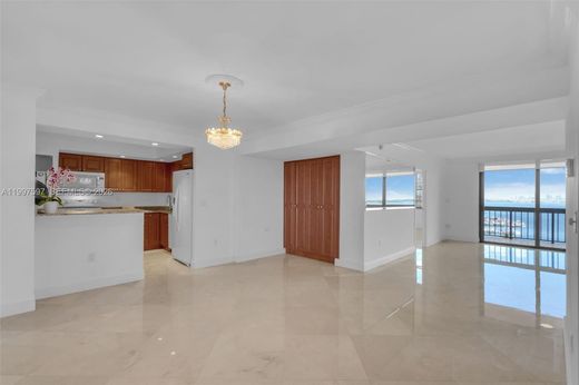 Residential complexes in Miami, Miami-Dade