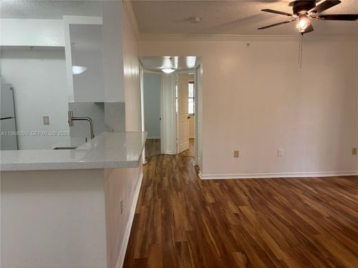 Residential complexes in Miramar, Broward County