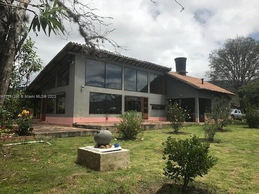 Villa en Sutamarchán, Departamento de Boyacá