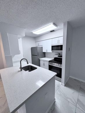 Residential complexes in Davie, Broward County