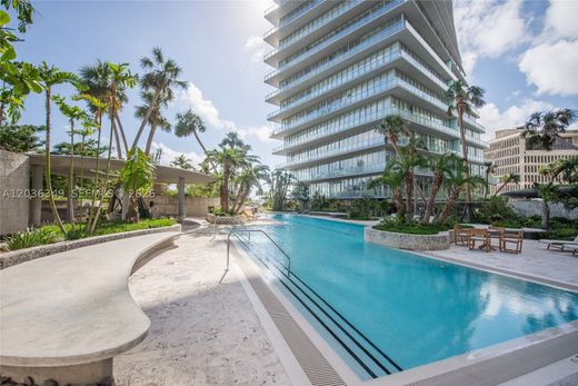 Residential complexes in Coconut Grove, Miami-Dade