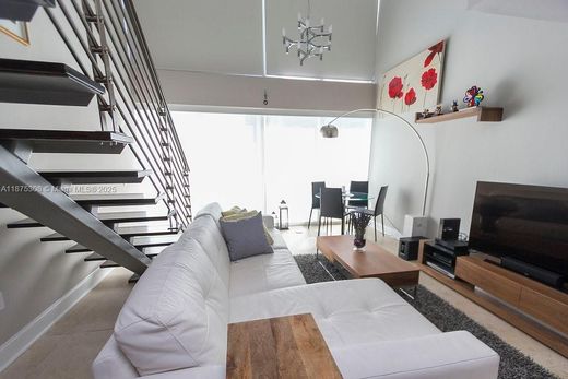 Complesso residenziale a Miami, Miami-Dade County