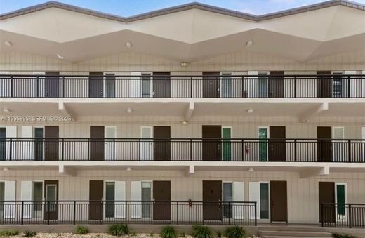 Complexes résidentiels à Lauderdale-by-the-Sea, Comté de Broward