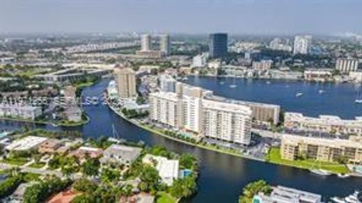 Complesso residenziale a Hallandale Beach, Broward County