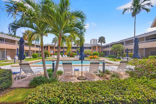 Wohnkomplexe in Palm Beach Shores, Palm Beach County