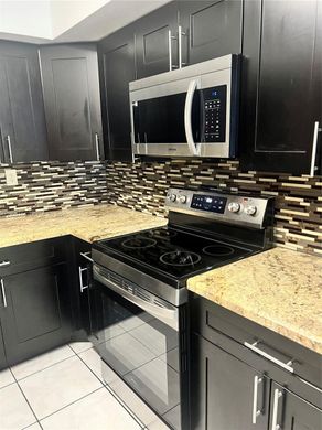 Residential complexes in Sunrise, Broward County