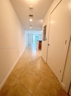 Residential complexes in Miami, Miami-Dade