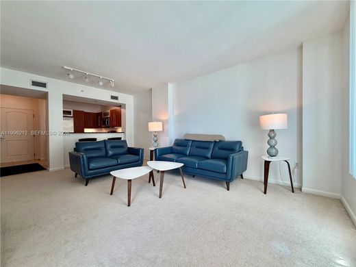 Residential complexes in Miami, Miami-Dade