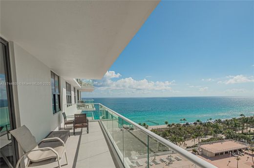 Complexes résidentiels à Bal Harbour, Comté de Miami-Dade