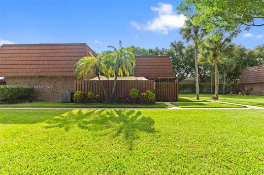 Townhouse in Davie, Broward County