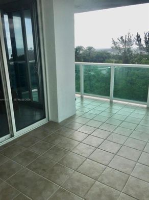 Residential complexes in Sunny Isles Beach, Miami-Dade