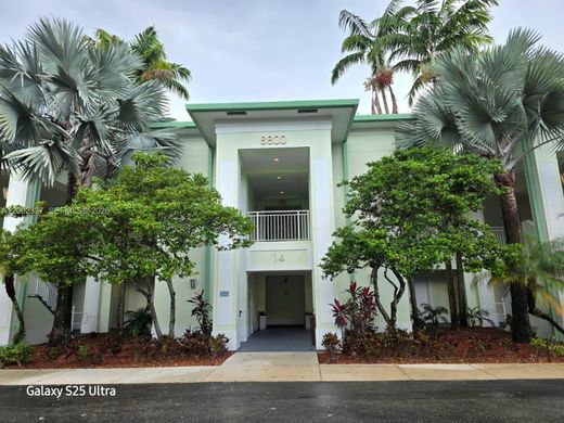 Residential complexes in Doral, Miami-Dade