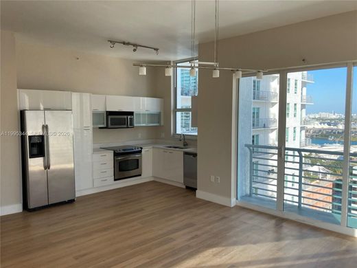 Complesso residenziale a Miami, Miami-Dade County