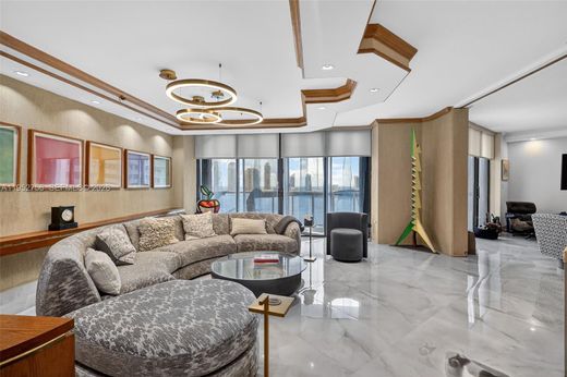 Residential complexes in Aventura, Miami-Dade