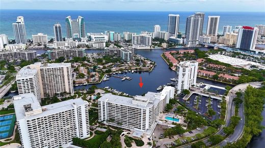 公寓楼  Hallandale Beach, Broward County