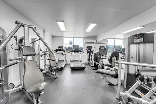 Komplex apartman Hollywood, Broward County