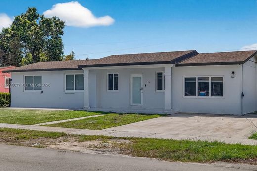 Villa - Miami Gardens, Miami-Dade County