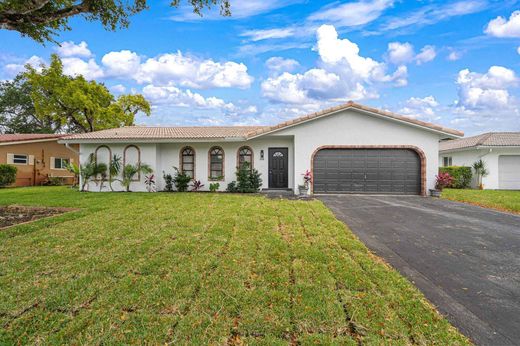 Villa in Coral Springs, Broward County