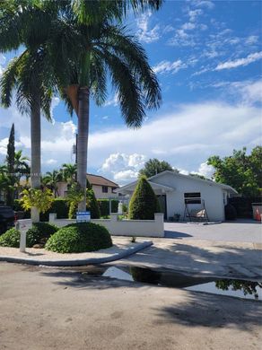 Villa en Hialeah, Miami-Dade County