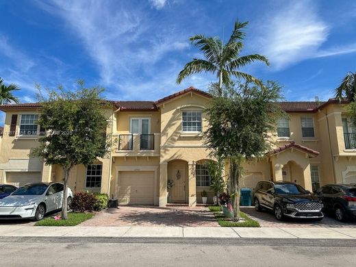 Townhouse in Miami, Miami-Dade