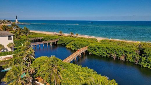 Townhouse in Pompano Beach, Broward County