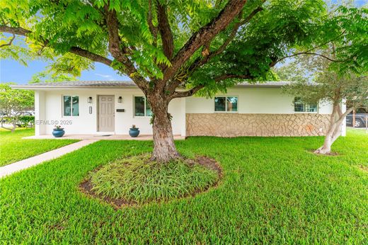 Villa - Miami, Miami-Dade County