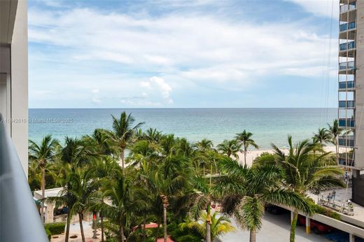 Complexes résidentiels à Miami Beach, Comté de Miami-Dade