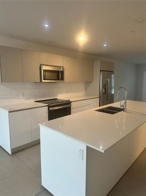 Residential complexes in Miami, Miami-Dade