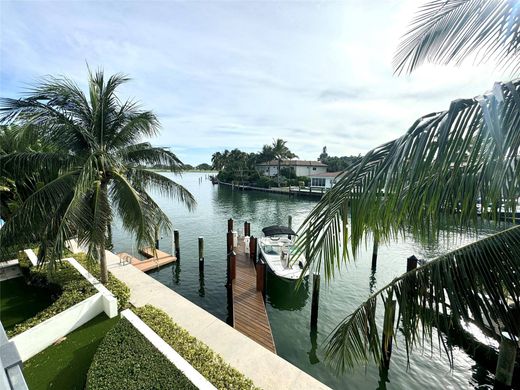 Edificio en Bay Harbor Islands, Miami-Dade County