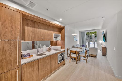 Residential complexes in Miami, Miami-Dade