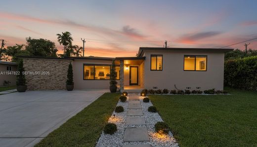 Villa in North Miami, Miami-Dade