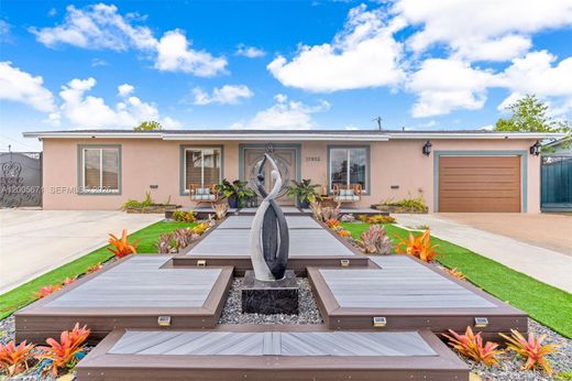Villa in Hialeah, Miami-Dade