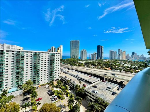 Complexos residenciais - Sunny Isles Beach, Miami-Dade County