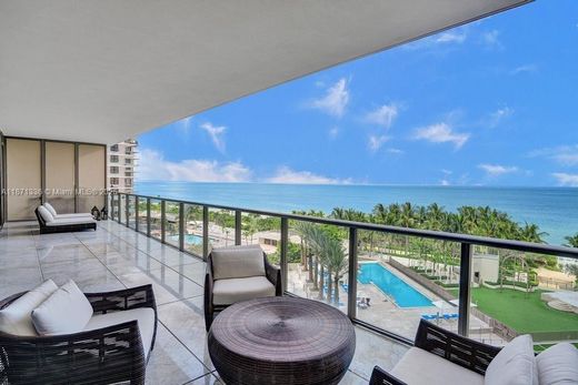 Жилой комплекс, Bal Harbour, Miami-Dade County