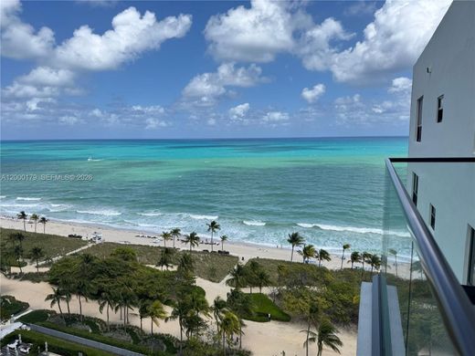Complexes résidentiels à Bal Harbour, Comté de Miami-Dade