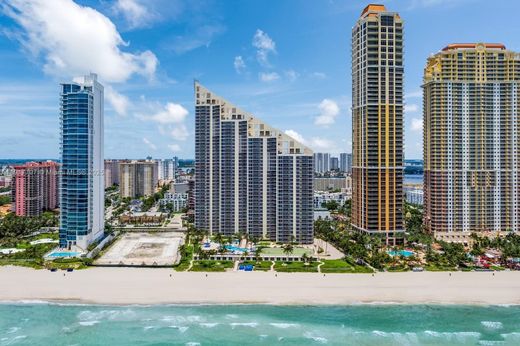 Residential complexes in Sunny Isles Beach, Miami-Dade