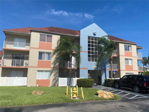 Residential complexes in Hialeah, Miami-Dade
