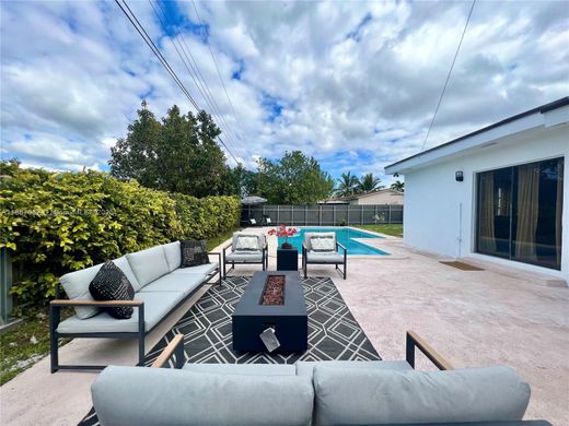 Villa in Miami, Miami-Dade County