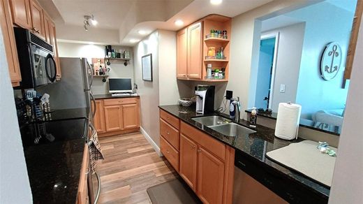 Residential complexes in Pompano Beach, Broward County