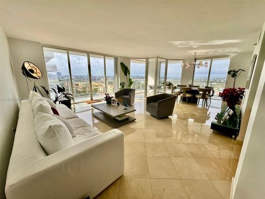 콘도미니엄 / Surfside, Miami-Dade County