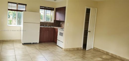 Κτίριο σε North Miami, Miami-Dade County