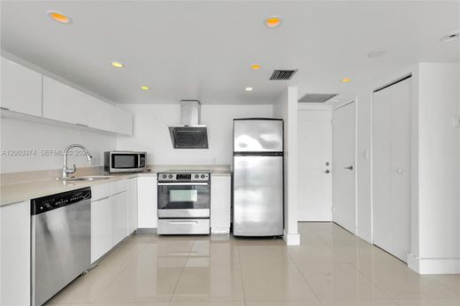 Complexos residenciais - Sunny Isles Beach, Miami-Dade County