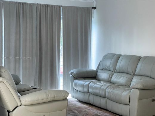 Жилой комплекс, Miami Terrace Mobile Home, Miami-Dade County